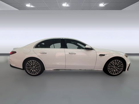 New 2026 Mercedes-Benz E 53 AMG e 4MATIC Sedan image 7