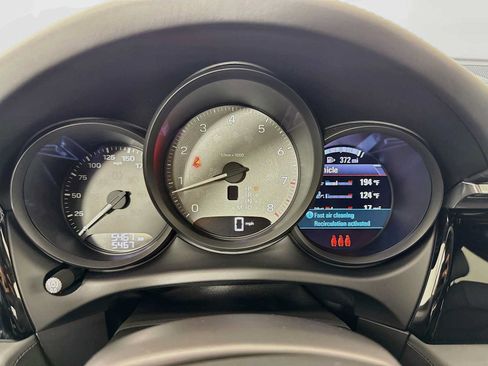 Certified 2026 Porsche Macan S AWD/4WD image 16
