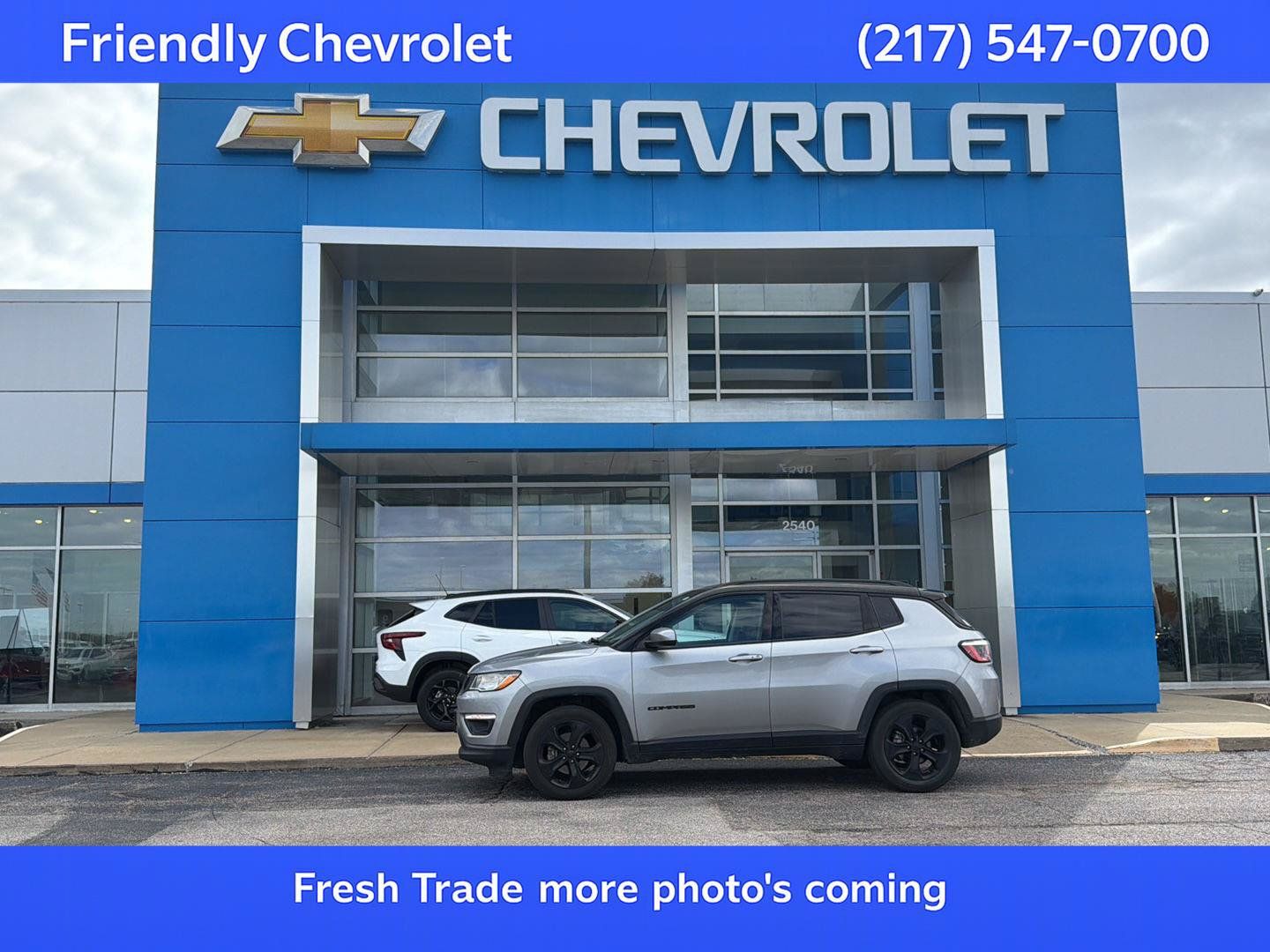 Used 2019 Jeep Compass Latitude FWD image 1