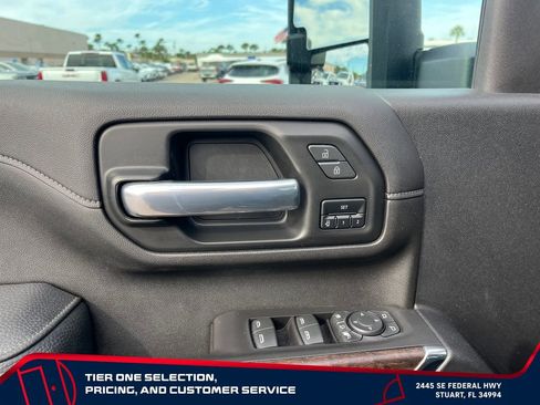 Used 2021 GMC Sierra 3500 Denali w/ Denali Ultimate Package AWD/4WD image 23