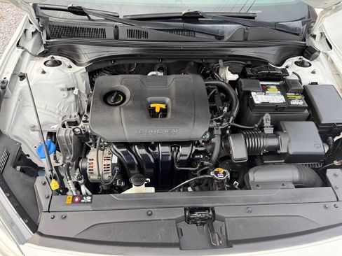 Used 2020 Kia Forte LXS FWD image 35