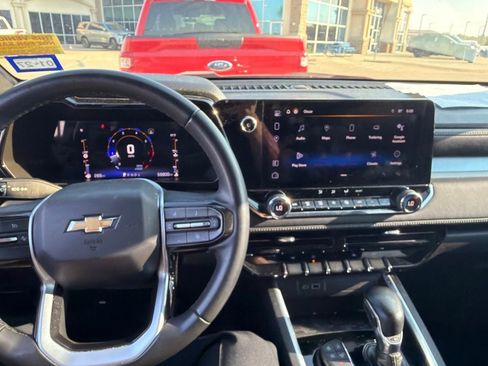 Used 2023 Chevrolet Colorado LT w/ LT Convenience Package RWD image 28