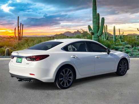 Used 2017 MAZDA MAZDA6 Grand Touring image 3