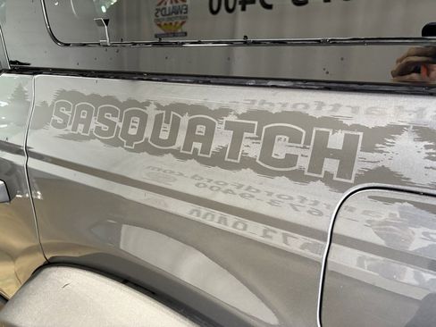 New 2025 Ford Bronco Badlands image 32