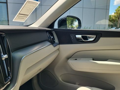 Used 2023 Volvo XC60 B5 Core w/ Climate Package FWD image 28