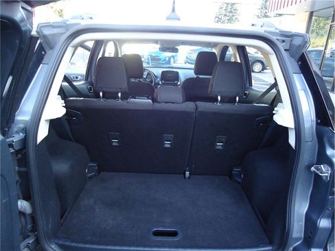 Used 2019 Ford EcoSport SE image 26