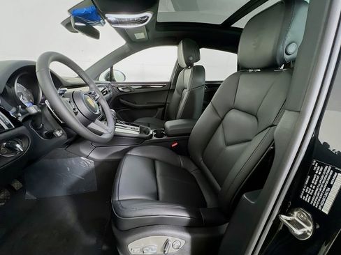 New 2026 Porsche Macan S image 5