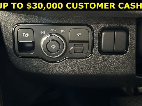 New 2024 Mercedes-Benz eSprinter 170 Cargo image 23