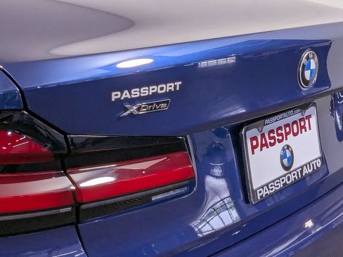 Used 2023 BMW 530i xDrive w/ Premium Package AWD/4WD image 14