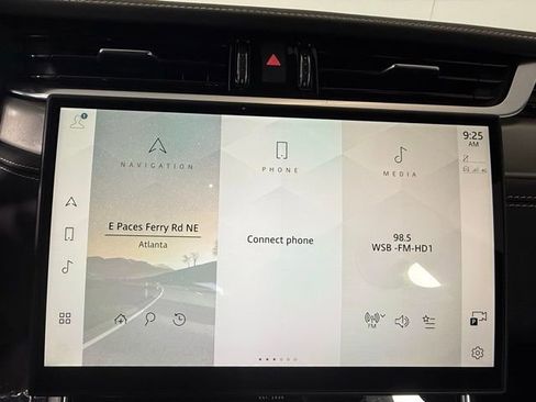 Certified 2024 Jaguar XF R-Dynamic SE image 19