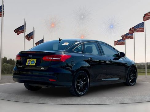 Used 2016 Ford Focus SE image 7