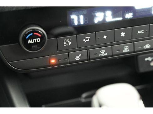 New 2026 Subaru Outback Premium image 28