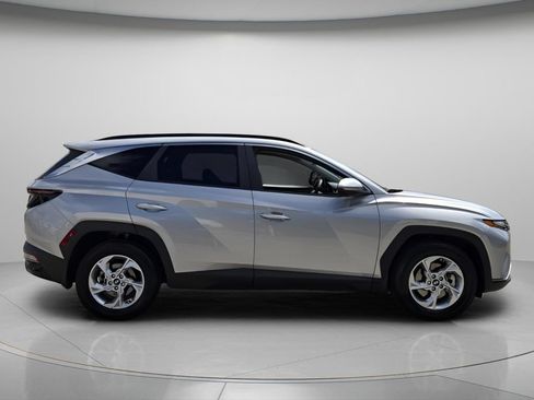 Used 2023 Hyundai Tucson SEL FWD image 4