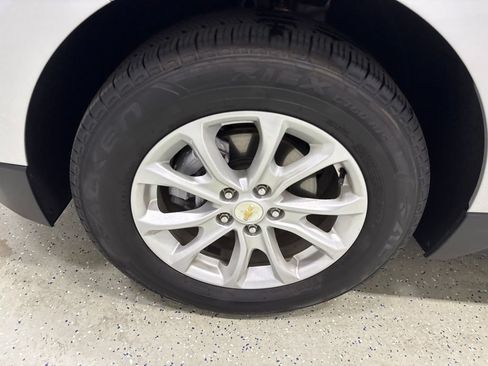 Used 2018 Chevrolet Equinox LT AWD/4WD image 10