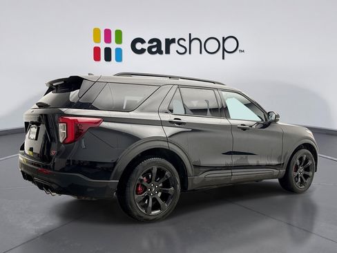 Used 2024 Ford Explorer ST w/ Equipment Group 401A image 5
