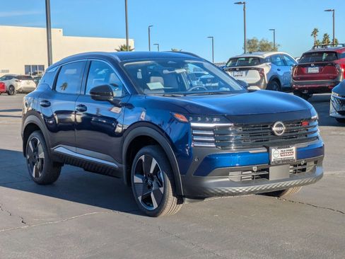 New 2026 Nissan Kicks SR image 6