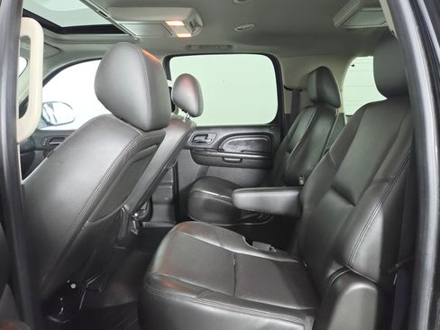 Used 2014 GMC Yukon XL Denali AWD/4WD image 19