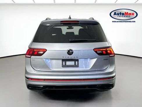 Used 2023 Volkswagen Tiguan SE R-Line AWD/4WD image 7