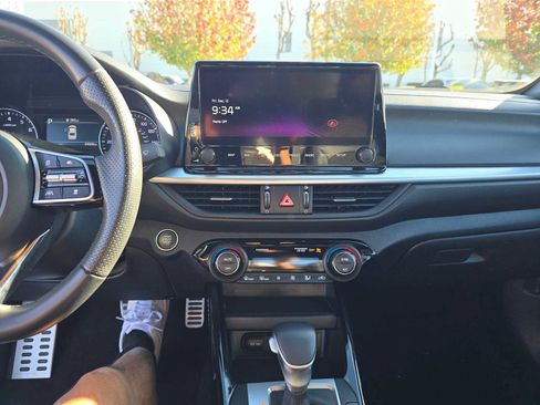 Used 2024 Kia Forte GT-Line image 26