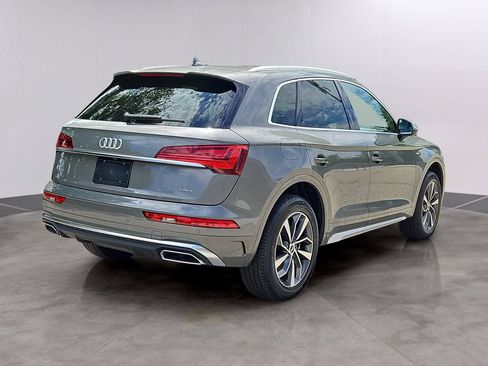 Certified 2023 Audi Q5 2.0T Premium w/ Convenience Package AWD/4WD image 4
