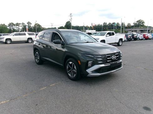 Used 2025 Hyundai Tucson SEL FWD image 4