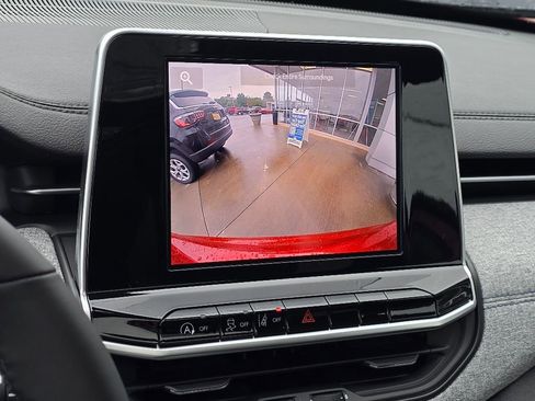 New 2025 Jeep Compass Latitude w/ Sun & Sound Group image 6