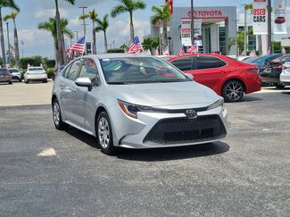 Used 2022 Toyota Corolla LE FWD video 2