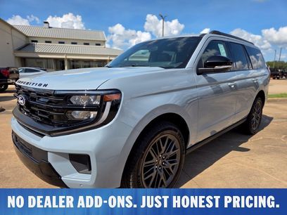 New 2027 Ford Expedition Platinum w/ Stealth Appearance Package