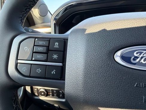 New 2026 Ford F350 Lariat w/ Lariat Premium Package AWD/4WD image 24