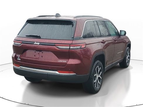 New 2025 Jeep Grand Cherokee Limited w/ Trailer Tow Package image 4