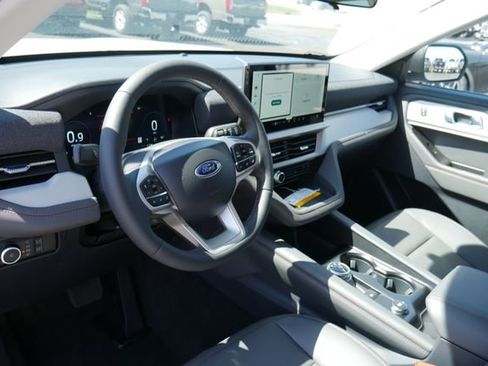 New 2026 Ford Explorer Active AWD/4WD image 18