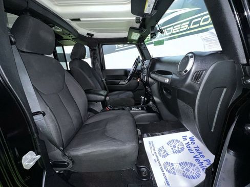 Used 2015 Jeep Wrangler Unlimited Sport w/ Quick Order Package 24S AWD/4WD image 26