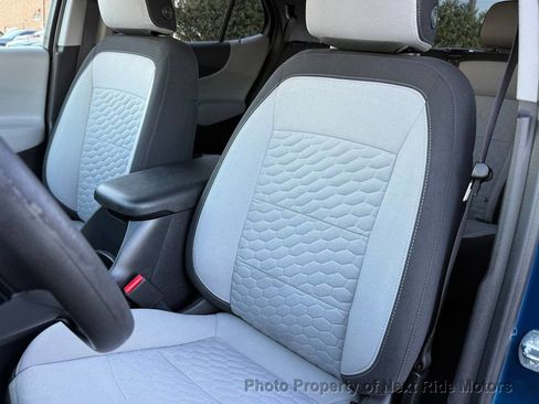 Used 2021 Chevrolet Equinox LT image 16