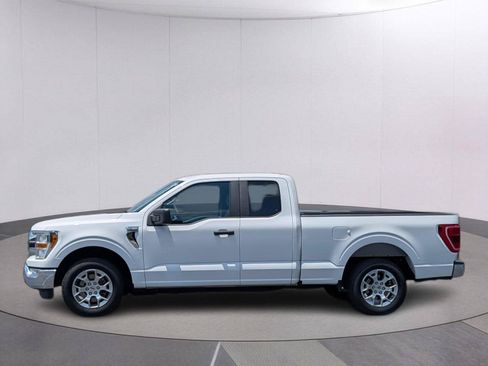 Used 2022 Ford F150 XLT w/ Bed Utility Package RWD image 2