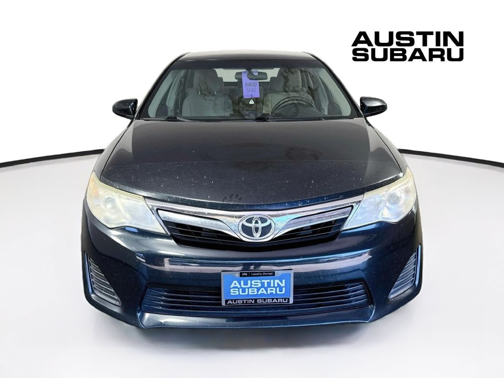 Used 2013 Toyota Camry LE FWD image 2