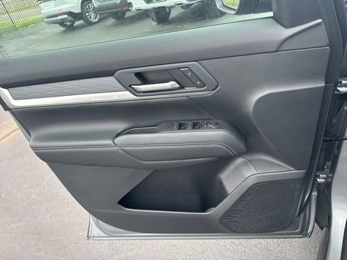 Used 2025 GMC Terrain Elevation FWD image 16
