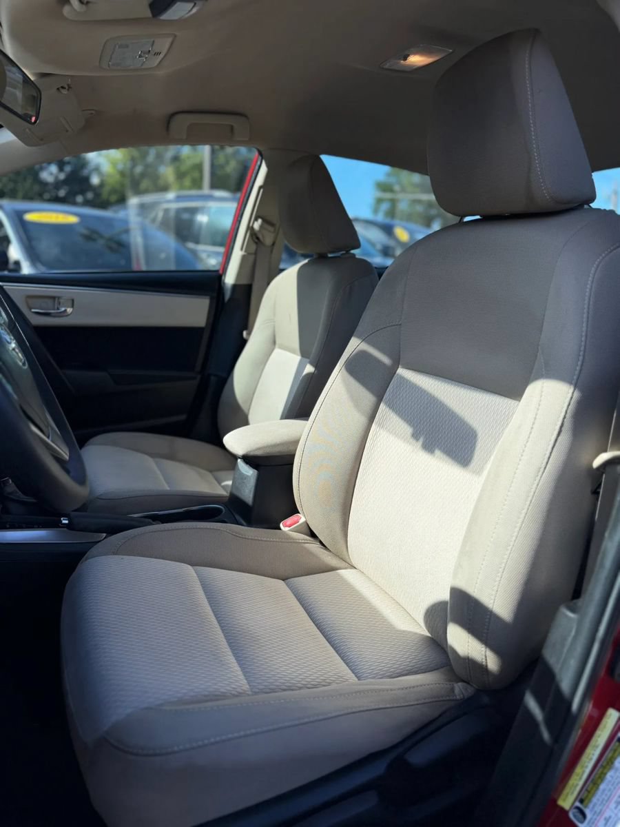 Used 2016 Toyota Corolla LE FWD image 12