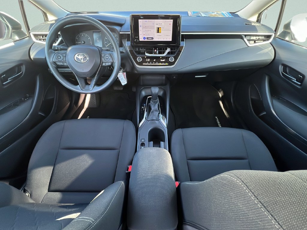 Used 2024 Toyota Corolla LE FWD image 10
