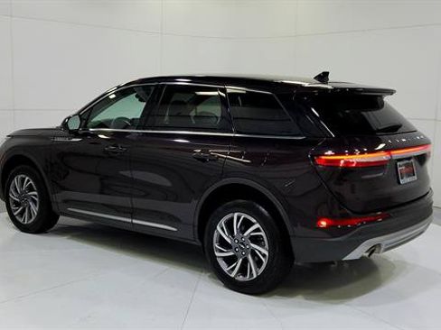 Used 2023 Lincoln Corsair FWD image 6