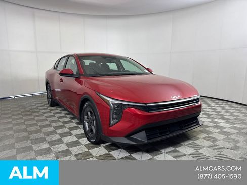 Used 2025 Kia K4 LXS image 4
