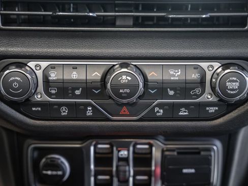 New 2026 Jeep Wrangler Sport S image 23