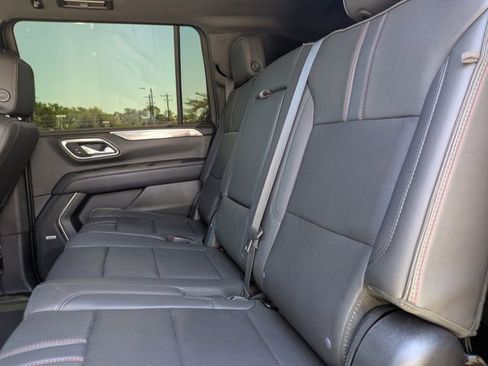 Used 2024 Chevrolet Suburban RST w/ Sport Performance Package RWD image 17