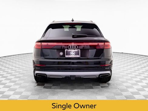 Used 2024 Audi Q8 Prestige w/ Prestige Package image 4