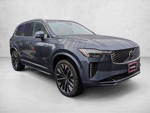 Certified 2026 Volvo XC90 B6 Plus w/ Protection Package Premier AWD/4WD image 3