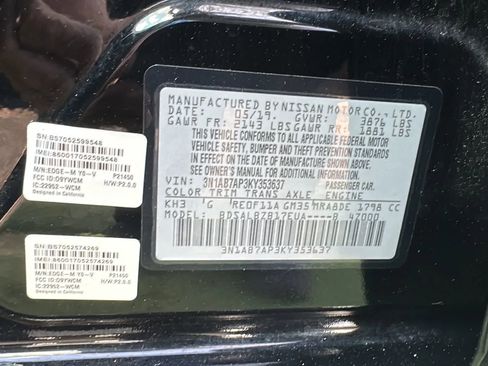 Used 2019 Nissan Sentra S image 41