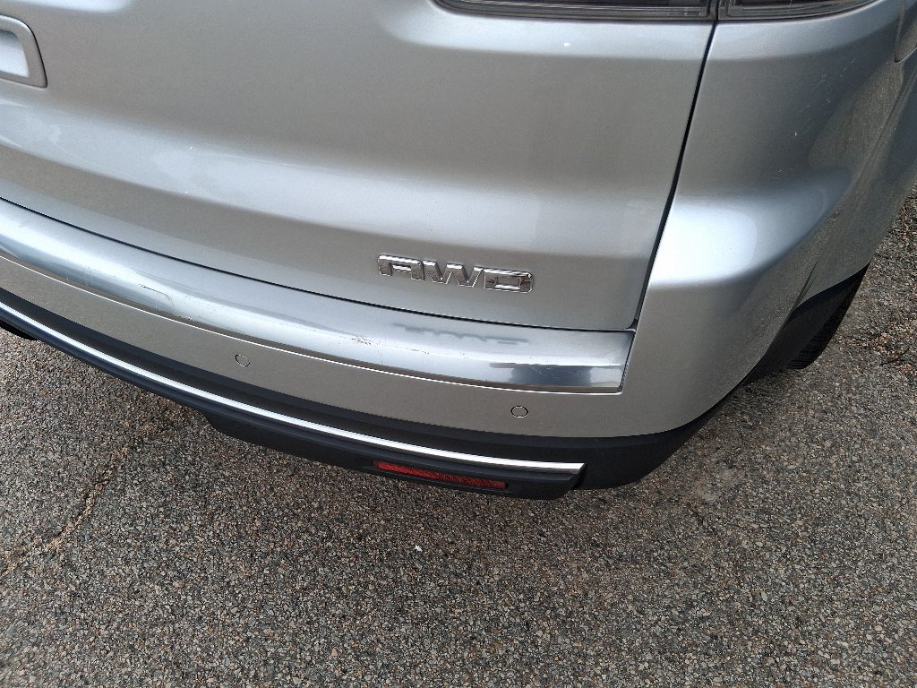 Used 2016 GMC Acadia SLT AWD/4WD image 8
