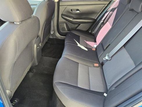 Used 2021 Nissan Sentra SV image 7