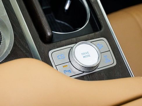 Used 2024 Genesis GV80 3.5T w/ Advanced Package image 34