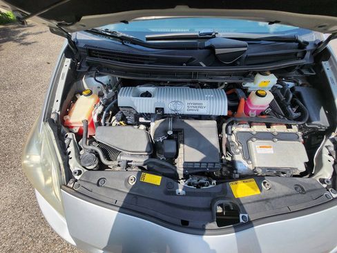 Used 2010 Toyota Prius One FWD image 18