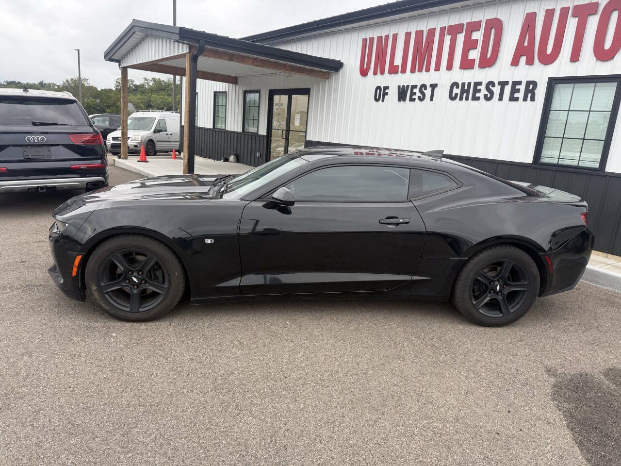 Used 2016 Chevrolet Camaro LT RWD image 12